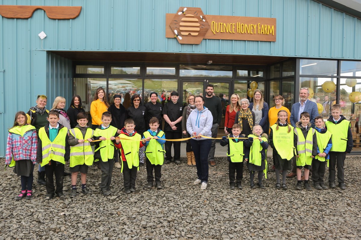 quince honey farm tweet media