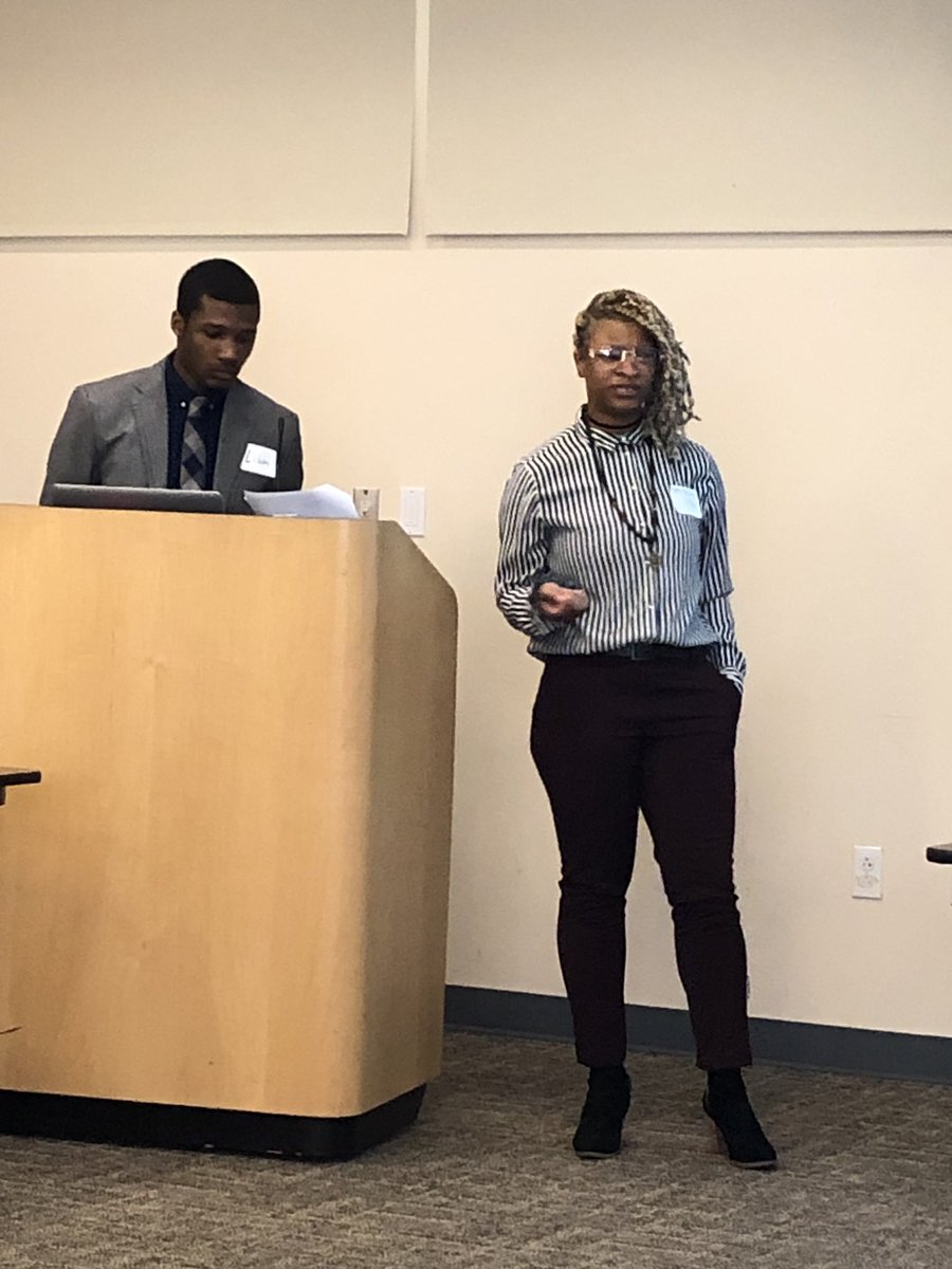 philanthropyPHL's tweet photo. At @ExchangePHL hearing about innovative intervention models to address youth #homelessness in #Philadelphia. #RoadmapToHomes https://t.co/OFjiBzJRbN