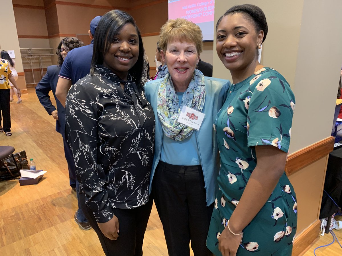 AStateWLC's tweet photo. Relationships that last: we saw so many former interns during last week's conference including Roshawntae and Britney. Thanks to all of our alumni who joined us for our biggest event of the year! #AStateWBLC #LeadershipCircle https://t.co/cL8r1wTHUB