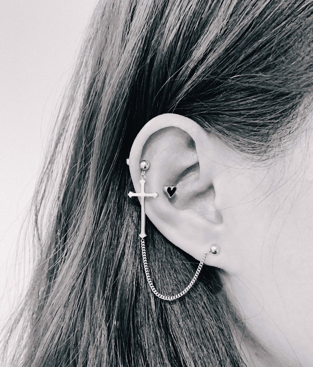 ♥️RT+팔로 이벤트🖤

업데이트 신상 피어싱 3가지
모두를 한분께 드릴게요!

같이 조합하면 예쁜 피어싱
3가지 업데이트 했어요✨

Blackmind.co.kr