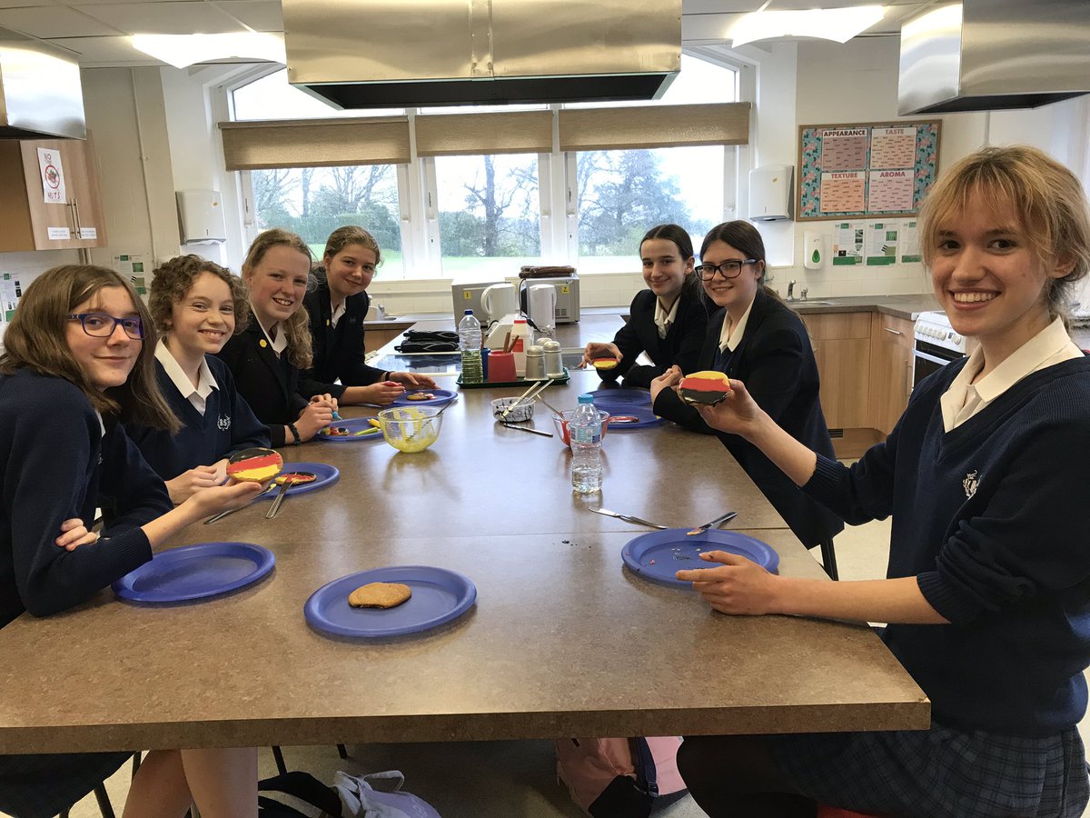 Royal High School Bath - German tweet media