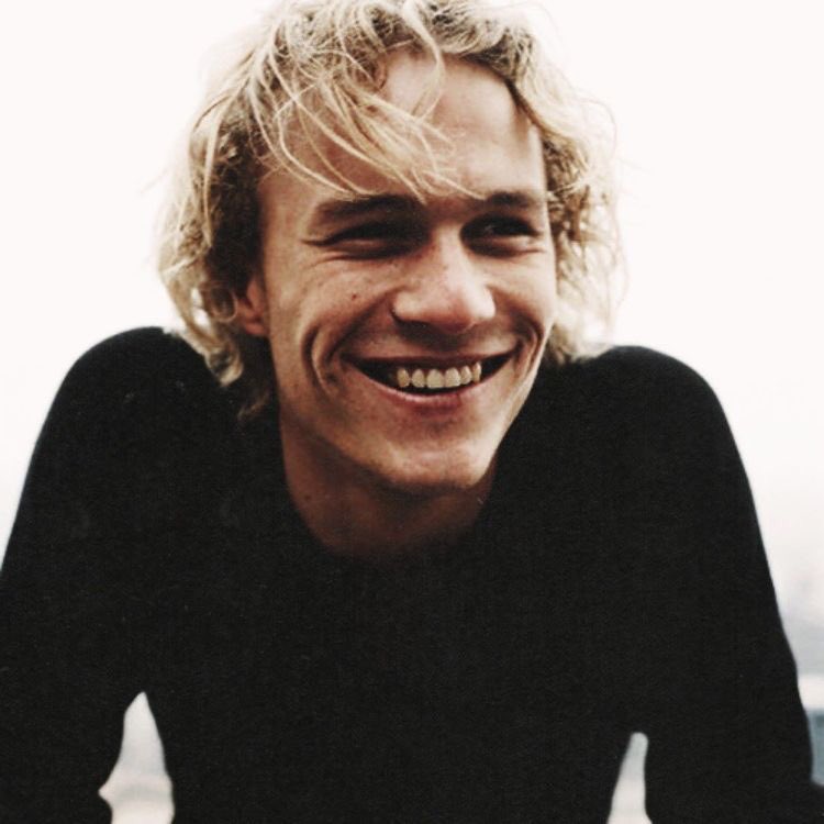 Happy birthday to both Heath Ledger and RDJ! i love u both so much 