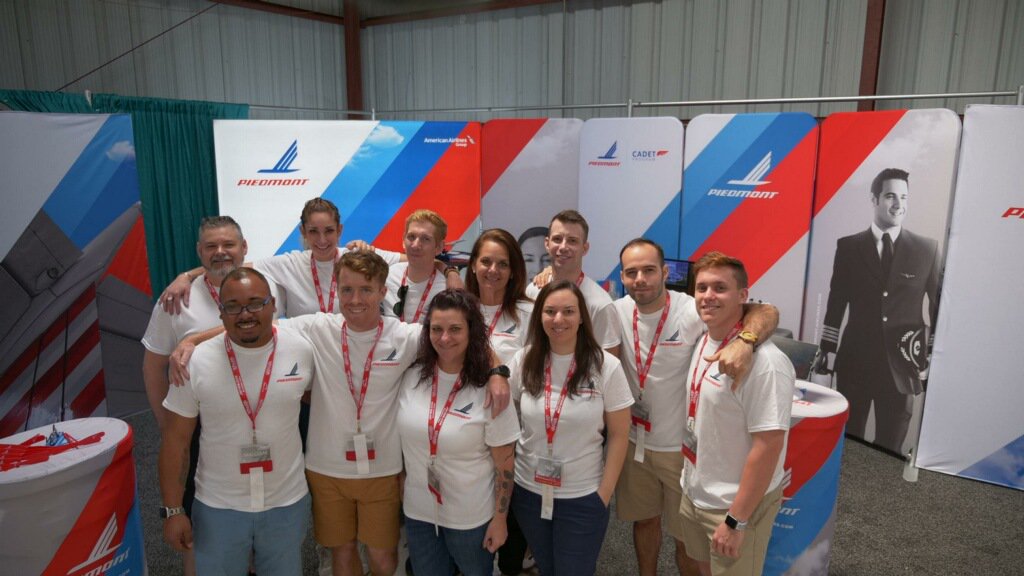 piedmontair's tweet image. We’re having a blast at @SunnFunFlyIn! Come meet some of our recruiters and learn more about your future career at Piedmont Airlines. #SNF19