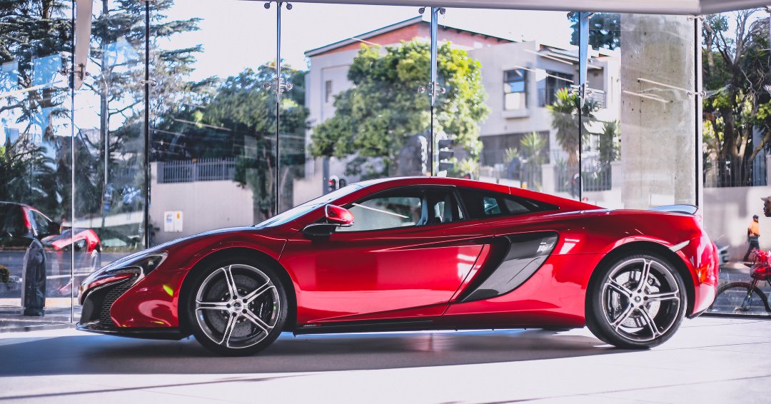 McLaren_SA's tweet photo. The beautiful Volcano Red McLaren 650S Coupé, this particular one was the last 650S Coupe to be sold in SA. Available now.
#McLaren #650S #Coupe #Daytona #MelroseArch #SouthAfrica #VolcanoRed https://t.co/KxmmAofGuR