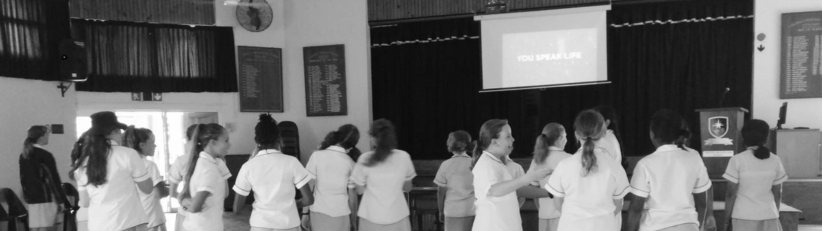 siwe_d's tweet photo. Term 2 cell has begun with 10 salvations! Thank u Ps @schvelly for ur constant prayers and encouragement! Couldn't have done it without u! Thank u Ps @glennschroder fr providing us with such gr8 leadership! #Blessed https://t.co/GmumKEOJYZ