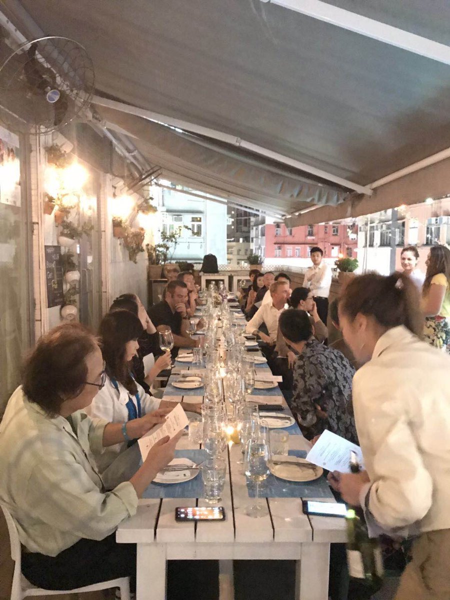 Evercohol's tweet photo. Previously with @turkwineclubhk and @LameriCass - A splendid Mediterranean soirée with old and new #friends, awesome #wines, and delicious #Greekfood!
#evercohol #winelovers #winetasting #turkishwine #greekwine #croatianwine #italianwine #georgianwine #vinvivant #hongkong https://t.co/c8h9xqbKlU