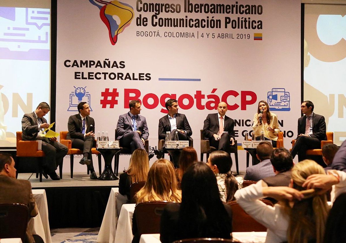 HoracioJSerpa's tweet photo. Mi perspectiva de país, parte del reconocimiento de nuestra historia para proyectarnos correctamente. Aprender de los errores y caminar hacia las transformaciones sociales y económicas nos permitirá recoger ese concepto de persona y su capacidad de decidir su futuro. #BogotaCP https://t.co/TaX5aMvWz6