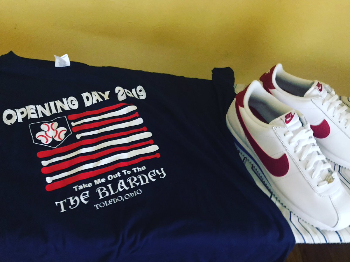 djeymedia's tweet photo. It’s opening day! I’ll be crushing it at @theblarneyirishpub starting at 4pm. #openingday #openingday2019 #djlife #freshdj #toledodj https://t.co/IokM02Qshv