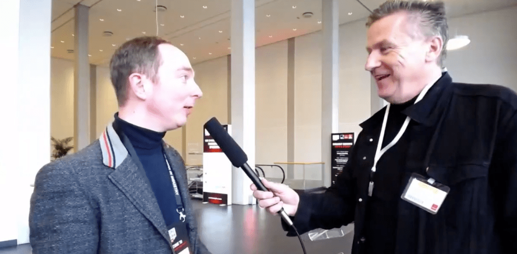 gsohn's tweet photo. Können deutsche Firmen noch Neues erschaffen? #HM19 #Shift19 Antworten von @MarcWagner1975 #FOW https://t.co/aiOfVlSfkB https://t.co/gu8DcWhgn0