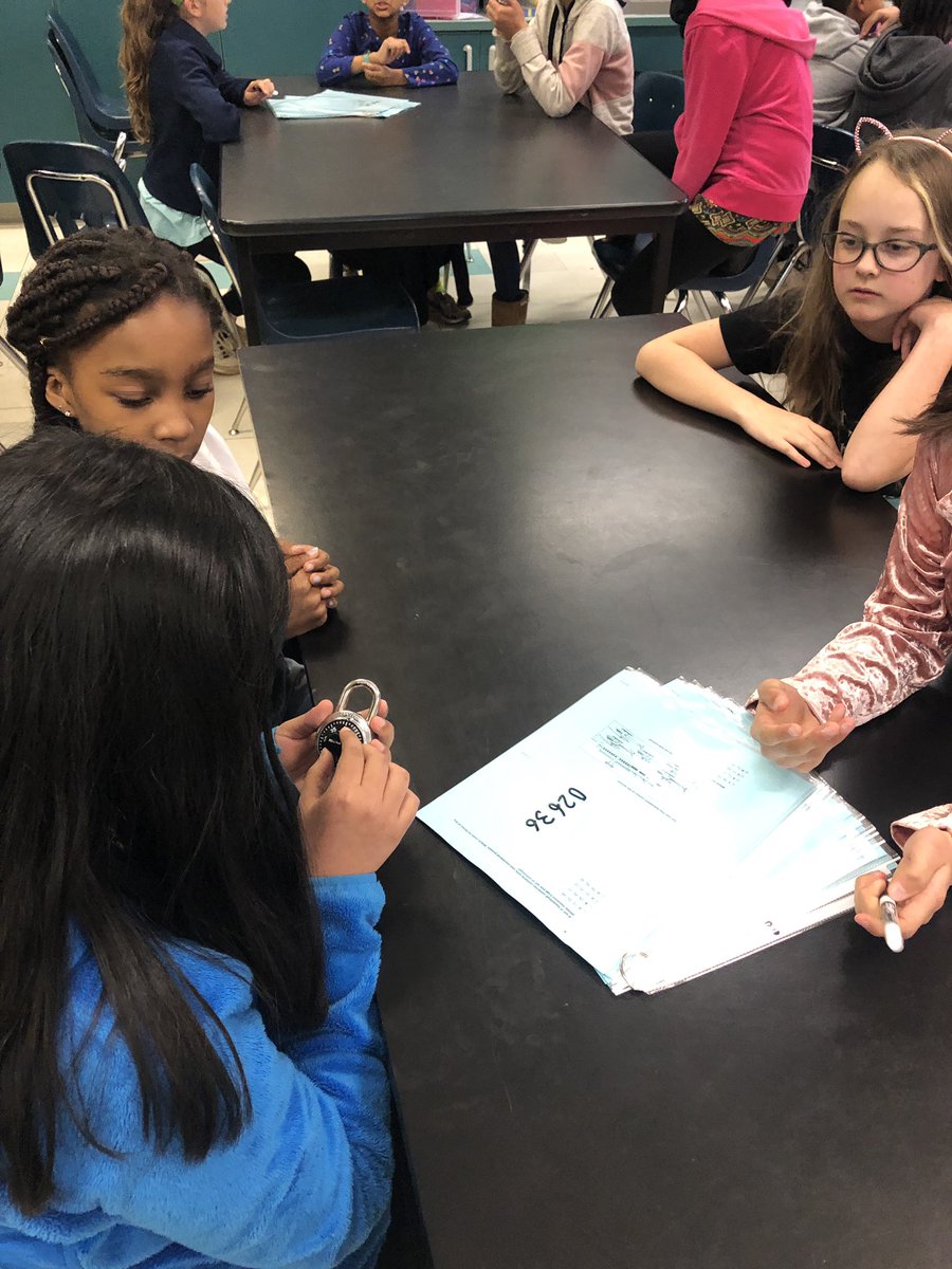 LindsayOles's tweet photo. Practicing for middle school lockers with @MrsDHenry115 5th graders! #PennESPanthers #DontBeLateToClass #PreparingForMiddleSchool https://t.co/bq8HhSwjej