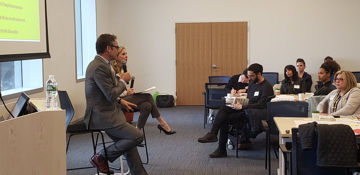 keyurshah23's tweet photo. So glad to host an international thought leader @mwbuckingham with our global guests @geneferbaxter and @marco__locatell from Germany @imvarts along with our local Philly audience @globalcxc @KarinCopeland_ @dhairyapujara truly global feeling! #NineLIESphl #FREETHINKINGleader https://t.co/C5UhZSoonQ