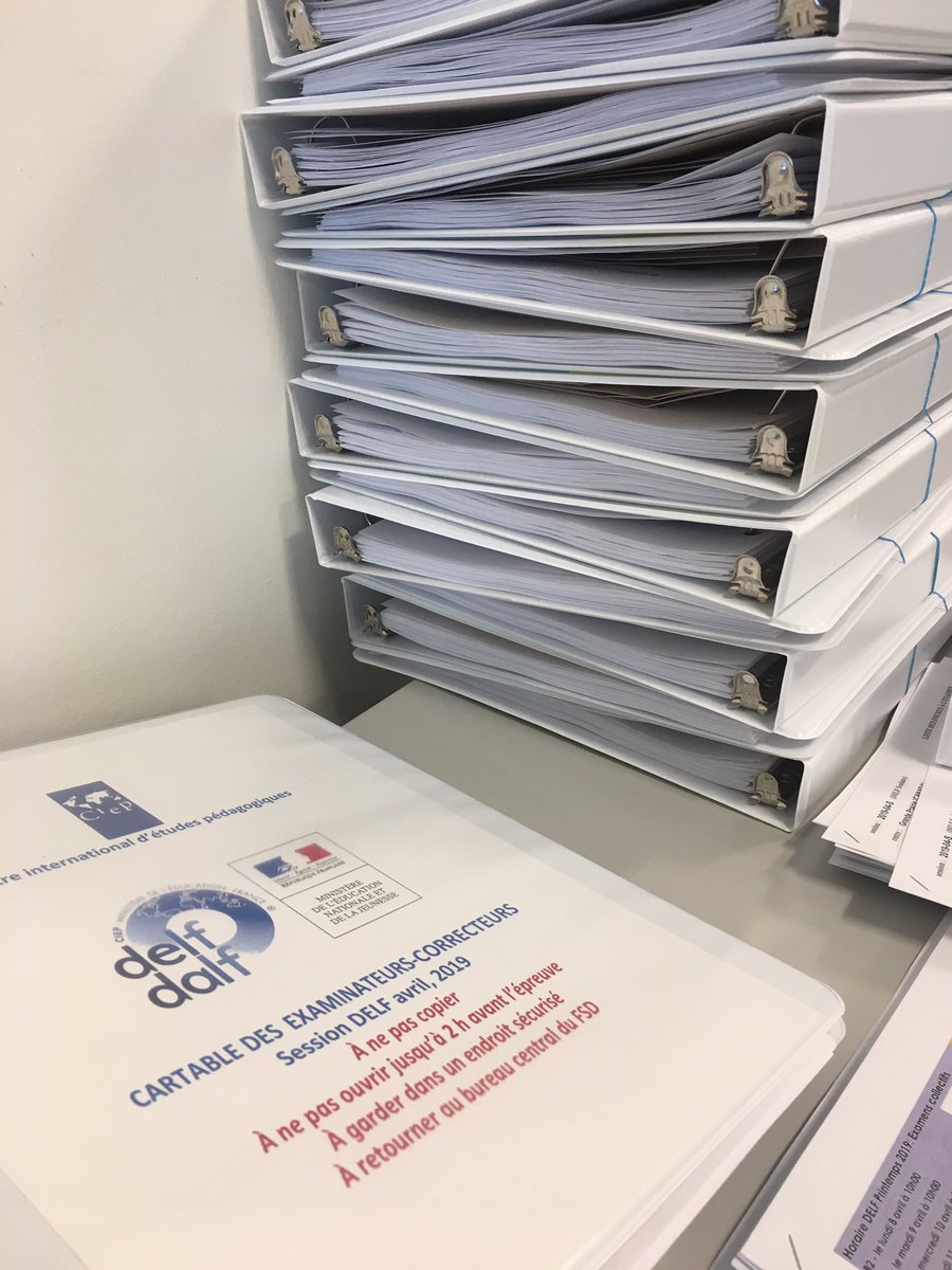 fsd38f's tweet photo. Shout out to Jill Harsany for preparing all the DELF exams &amp; learning a bit of French along the way! 'Tis the season!#delf https://t.co/bbfUsCs9VI
