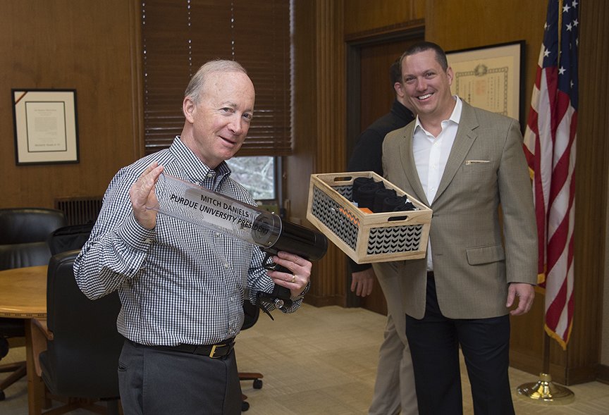 Mitch Daniels tweet media