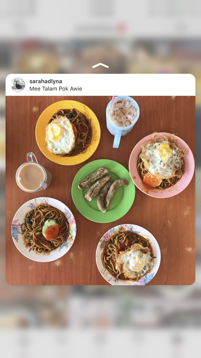 Mee Talam Pok Awie, Pulau Kambing, KT (Breakfast)Sini menu dia memang mee talam lejen maknenye saknim. Makan pulok dengan kepok lekor panas panas jadi molek. #TernakLemakBersamaSaroh