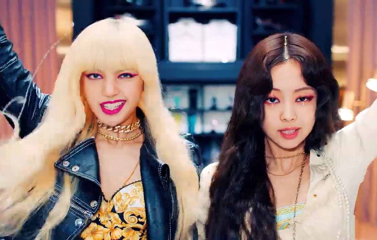 Кил зис лов. Дженни BLACKPINK. Lisa BLACKPINK 2022. Black Pink Дженни Kill this Love. Jennie and Lisa.