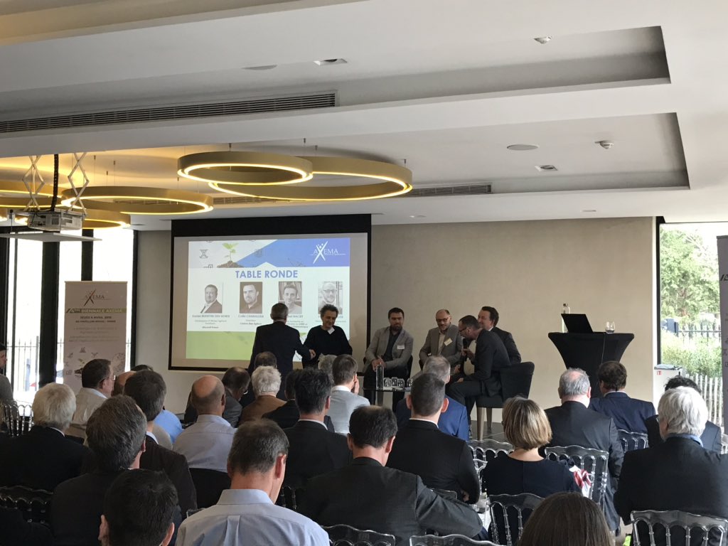 AxemaFR's tweet photo. C’est partie pour la table ronde sur l’#IA et les #agroéquipements au service de l’#agriculture de demain avec @XdesHorts @ebacry @ColinChaballier et @PhilippeBurger1 #BiennaleAxema https://t.co/GGTWueLULm