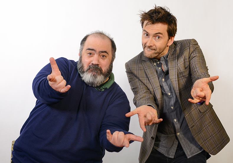 DanSlott's tweet image. Caught up on the latest @DavidTennantPod (the one w/ James Corden). Worth it for the billboard story alone!

Know what'd make for a FUN episode? If David Tennant chatted w/ a Marvel Comics writer. Like a Spidey, Fantastic 4, &amp;amp; Iron Man writer who'll be in London April 10-17th.😉