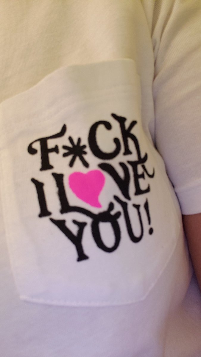 Curlycurls68's tweet photo. My perfect tee to show my love to #sergeant204 tonight! 😉😂 https://t.co/uJDt0tTI6o