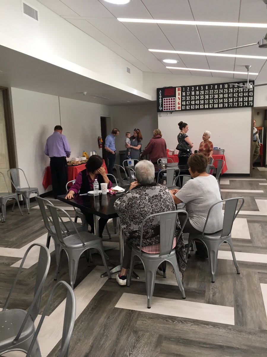 PHXHousing's tweet image. A complete remodel of our Pine Tower Senior apartments #CommunityRoom includes new kitchen, ample seating, and a craft room! #creativespaces