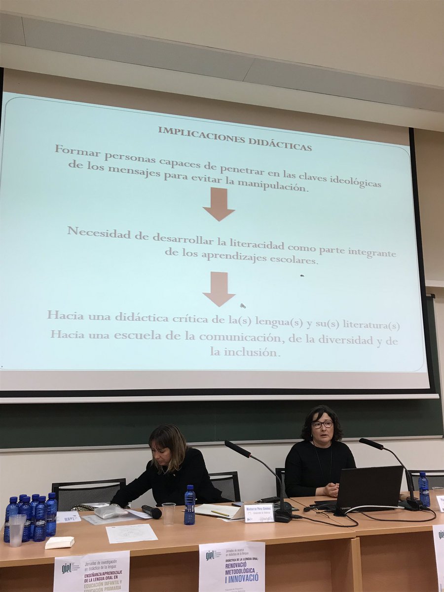 La retórica y la literacidad como teorías pedagógicas para entender la educación. #PilarNuñez <a href="/GrupGIEL/">Grup GIEL</a> <a href="/MarinaFerriReig/">Marina Ferri</a> <a href="/CarmenRGonzalo/">Carmen RG</a> Jornadas de Investigación en Didáctica de la lengua @FacMagisteri