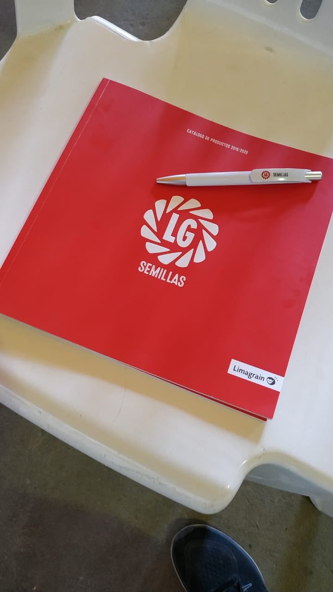 lgsemillas's tweet photo. Más fotos de la jornada histórica que se vivió ayer en Pergamino. #VamosJuntos #SURSEM y #Limagrain bajo la misma marca LG SEMILLAS https://t.co/6NnlRIQ4AZ