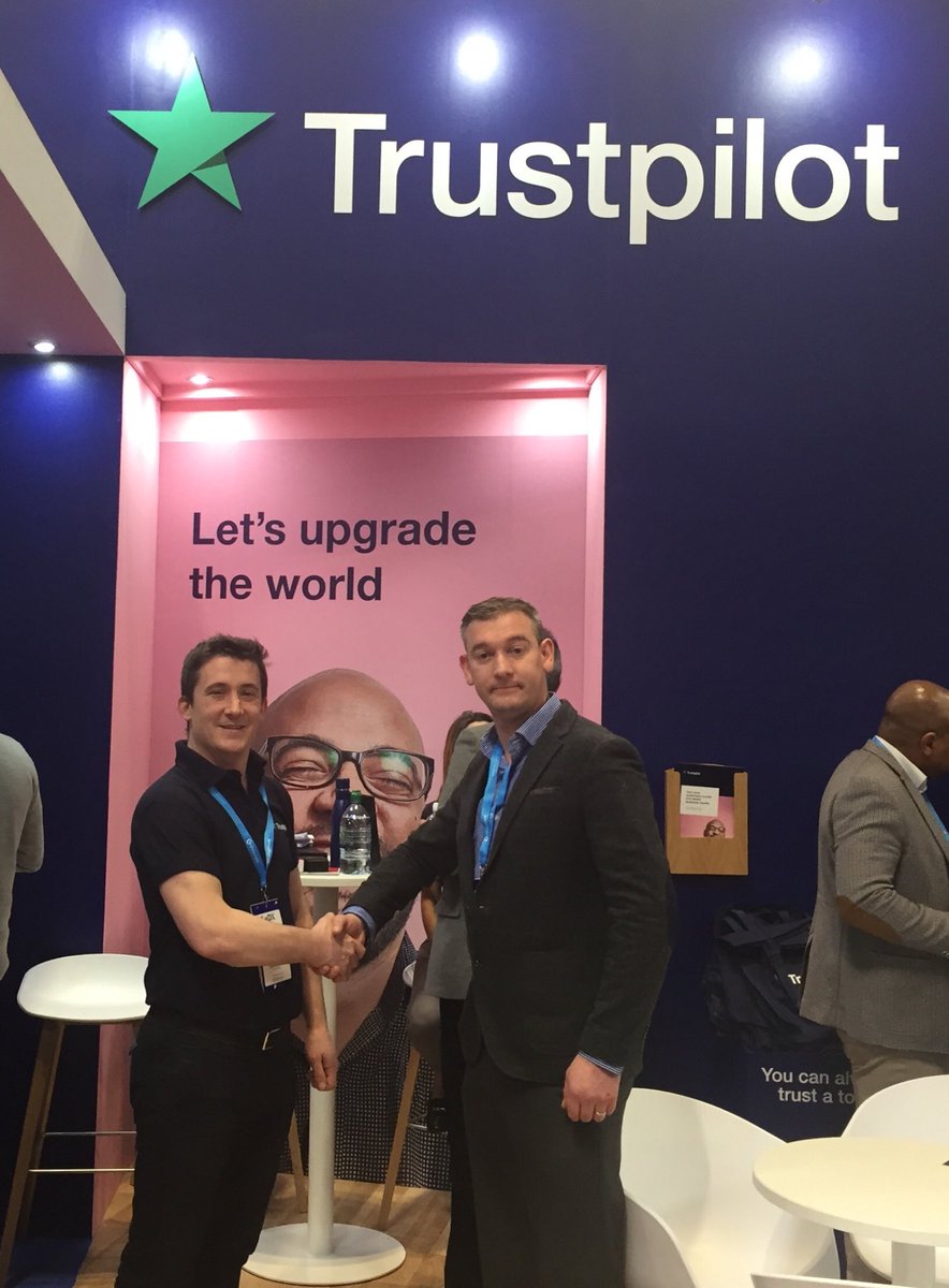davidcoton's tweet photo. Great to meet Mark Crowther Head of customer success ⁦@Trustpilot⁩ ⁦@etailexpo⁩ - Building trust in the garden sector ⁦@hallsgardensite⁩ https://t.co/9k9PxtbDrd