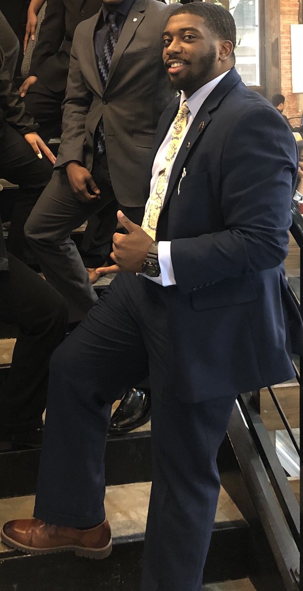 IsuNsbe's tweet photo. Let’s take a moment to congratulate some of our members who received job offers from this year’s #NSBE45 Convention! 
LeAndre May: Eaton
Takiera Starks: San Francisco International Airport
Jawaun Thurston: Toyota (2nd year co-op)
Austin Castro: Boeing &amp; Raytheon 
#SecureTheBag 💰 https://t.co/RQEORlQ4lw