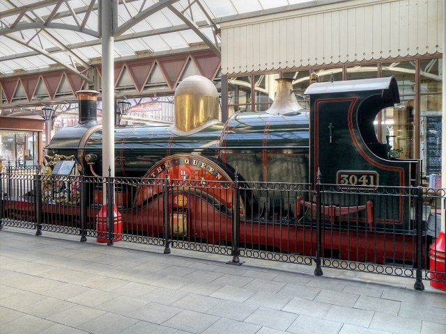 windsorlink's tweet photo. With local #elections just around the corner, we need to work together to make local candidates sit up and take note of the need for vital investment in our rail infrastructure.
For a faster, cheaper connection to #London, join our campaign | https://t.co/Luolm37DxW #BackWindsor https://t.co/fDbUCUXY4v