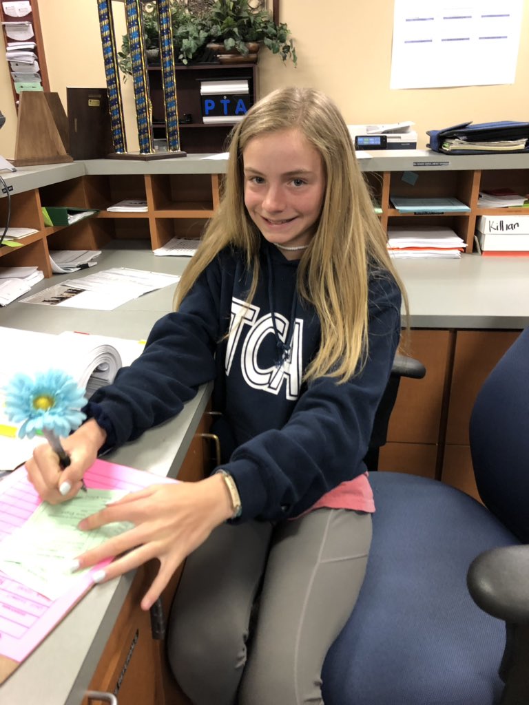 MsT_Mustangs's tweet photo. This is my other Grace. She is sweet, kind, funny, and a great helper! Love this sweet girl with my whole heart. Thank you for being you! #aprilinspiration @Killian_MS #killianmustangs https://t.co/68O8kHPcWf