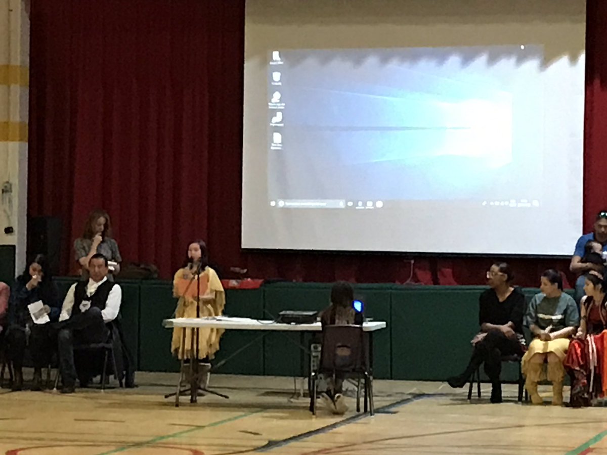 sergeincanada's tweet photo. Inauguration de la murale #autochtone de l’école Charles-Sauriol du @CSViamonde en présence de membres de la communauté autochtone #onfr #TOfr https://t.co/mvcrdFrFYm