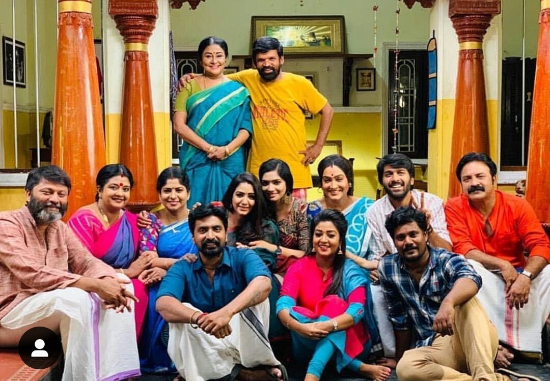 FanpagePrajin's tweet photo. Family time❤#chinnathambi
@actorprajin1  @Pavani9_reddy  @VjPappu1 @VjPappu1 https://t.co/zuKk6GAh7a