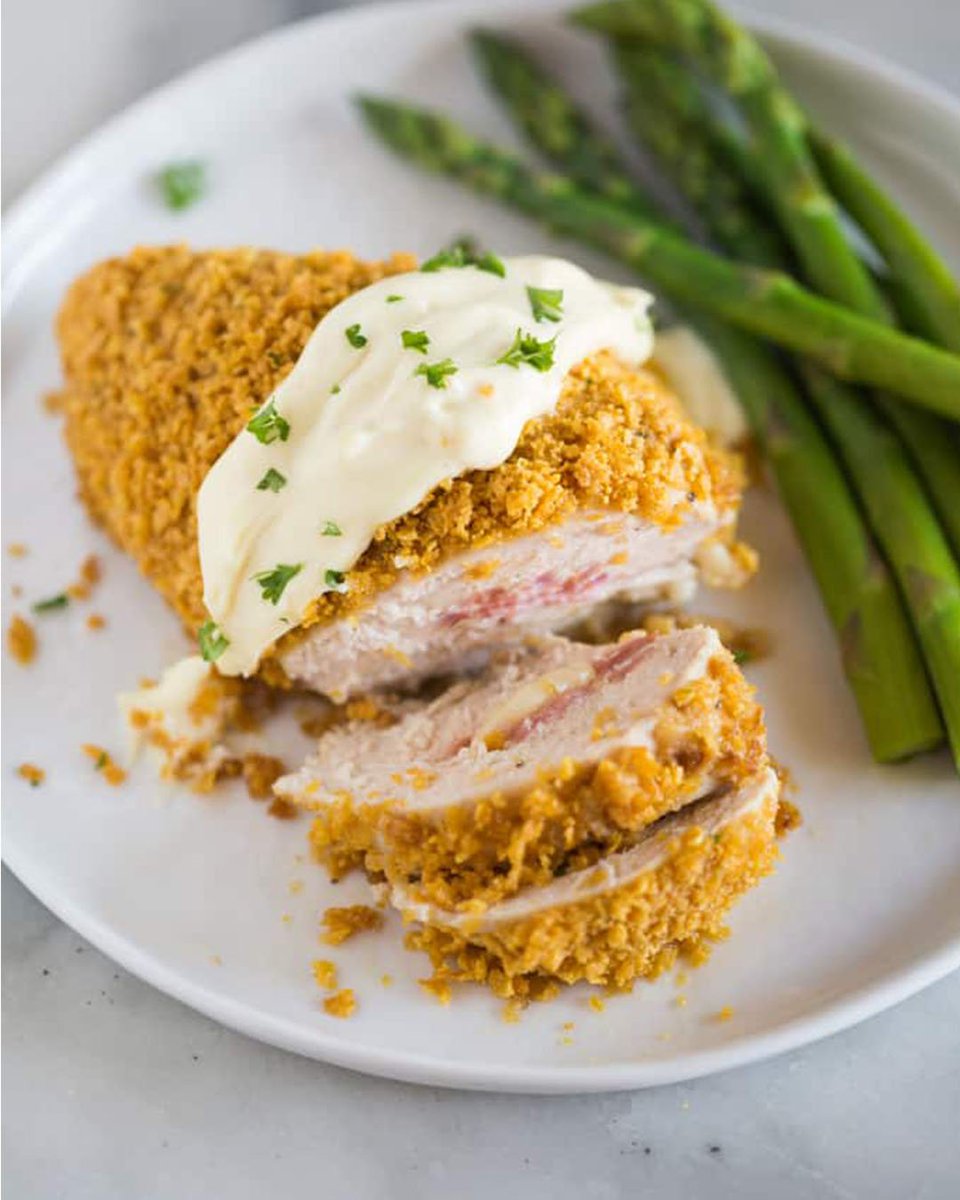 CelcoIncFSE's tweet photo. Cordon Bleu is a thinly pounded piece of meat (most often chicken, but also veal or pork) stuffed with ham and cheese, then breaded and fried. Try this mouth-watering recipe using one of our powerful ovens. #celcook https://t.co/BxN2TFYsDl https://t.co/v6vi45kxnE