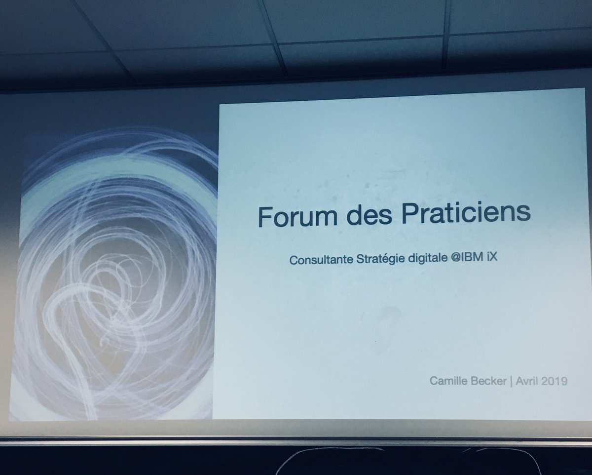 HadhamyAbdelli's tweet photo. Retours en images de la magnifique présentation de Camille Becker (consultante digitale chez IBM) au #ForumdesPraticiens de ce mercredi! 📷 Merci à elle d’avoir partagée son expérience avec les étudiants du #MAJCOM et à @medialab_geneva pour l’invitée d’exception! ✨ https://t.co/Xz9CNpZcKX