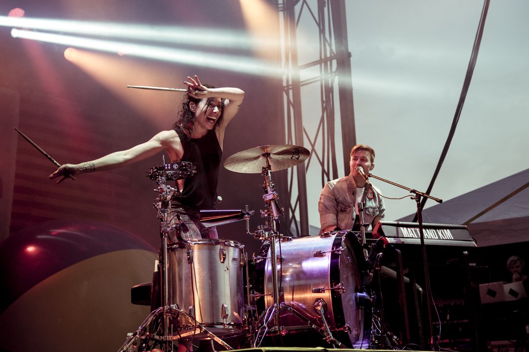 thewolfbuffalo's tweet photo. Happy #ThrowbackThursday ! Getting nostalgic over last year's #Kerfuffle with @mattandkim courtesy of photos by @KritUpra 
Are you coming this year? Better get you tix now here: https://t.co/q914DlzRmU https://t.co/au6CKQ6OuD