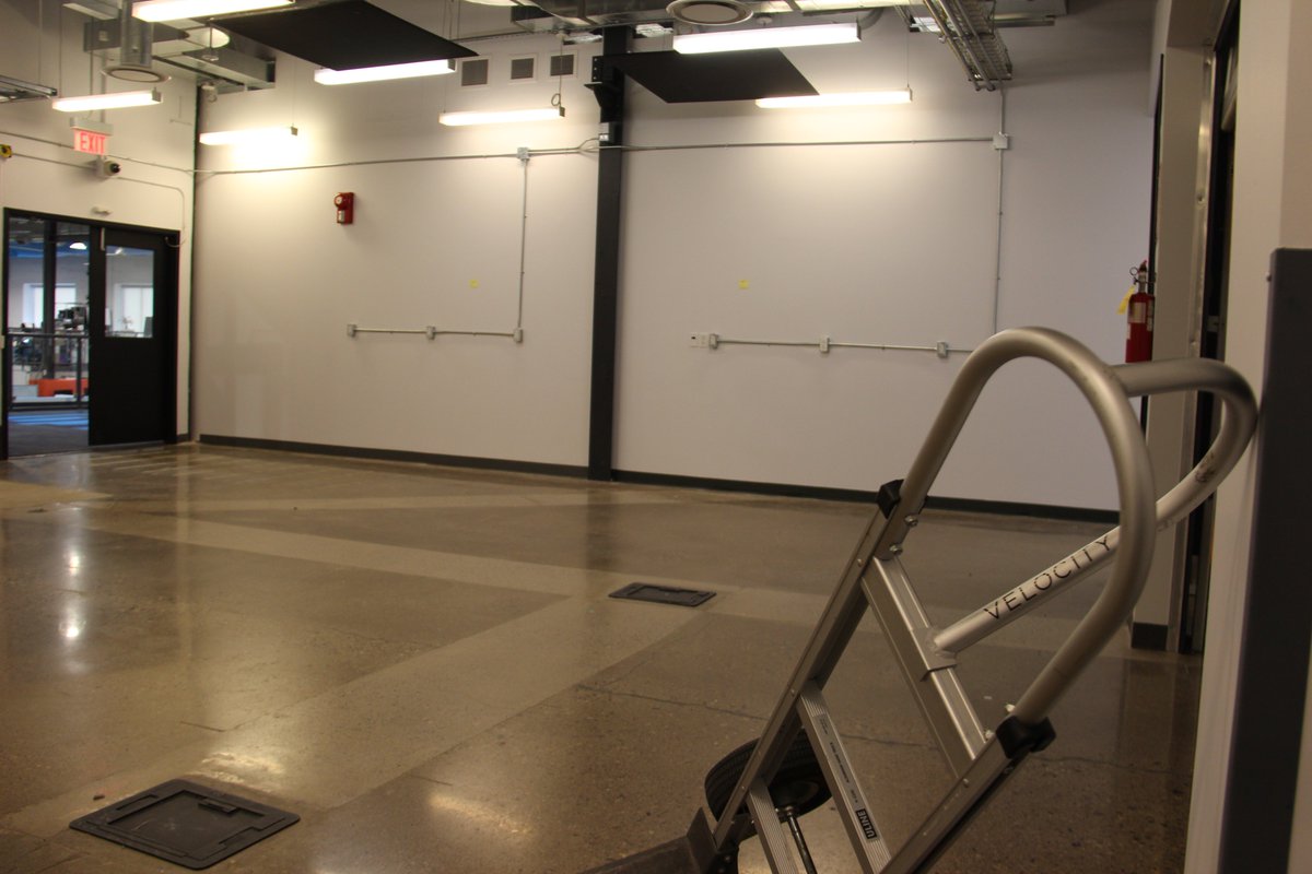josificus's tweet photo. Coming soon: @PerkinElmer is moving their #Canadian Demonstration Lab into the Velocity Garage! Read the announcement @uwvelocity @uwaterloo here: https://t.co/3BvVziCNmt #cdntech #ForTheBetter #startups https://t.co/IbI34wxpt1