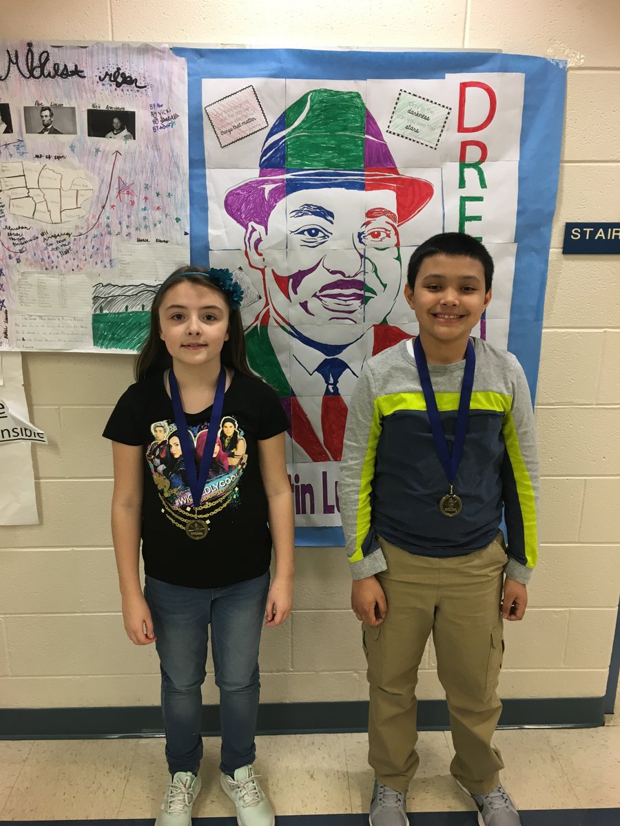 Harnewhawk's tweet photo. Congratulations to our 2019 Spelling Bee Champs! #harnewcares https://t.co/cqUfGK1dAQ