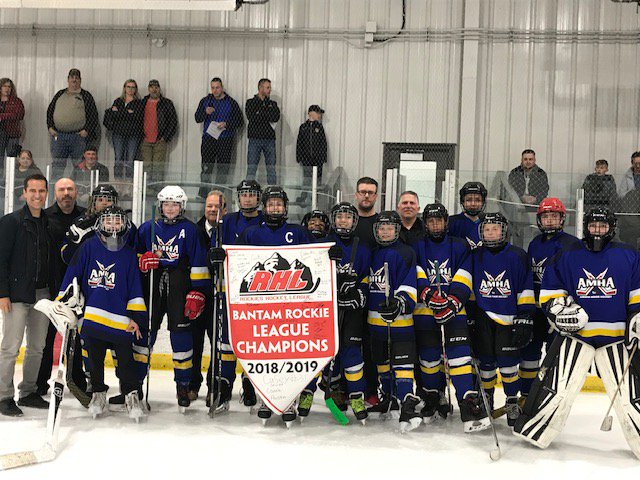 HockeyAirdrie's tweet photo. Our Teams, Our City, Our Game...Huge Congratulations to AMHA's Banner Winners! Thank you, everyone, including @MayorPeterBrown , who came out to celebrate the accomplishments of our athletes and coaches! #AMHAPride #AMHAGrown #AMHABuilt #MinorHockey #Champions @City_of_Airdrie https://t.co/WsNn7bqvAR