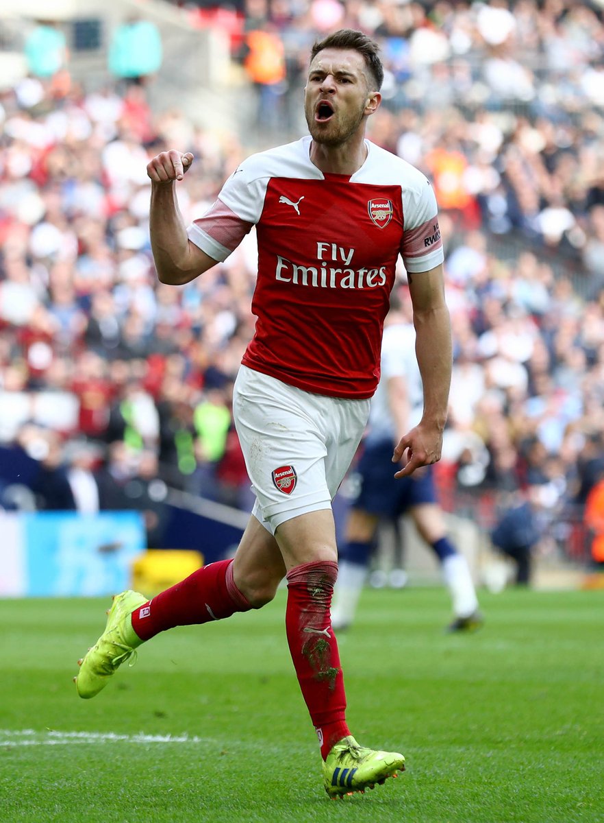 Arsenal's tweet photo. 👇 @AaronRamsey 
🏟 https://t.co/huxsVsT91T