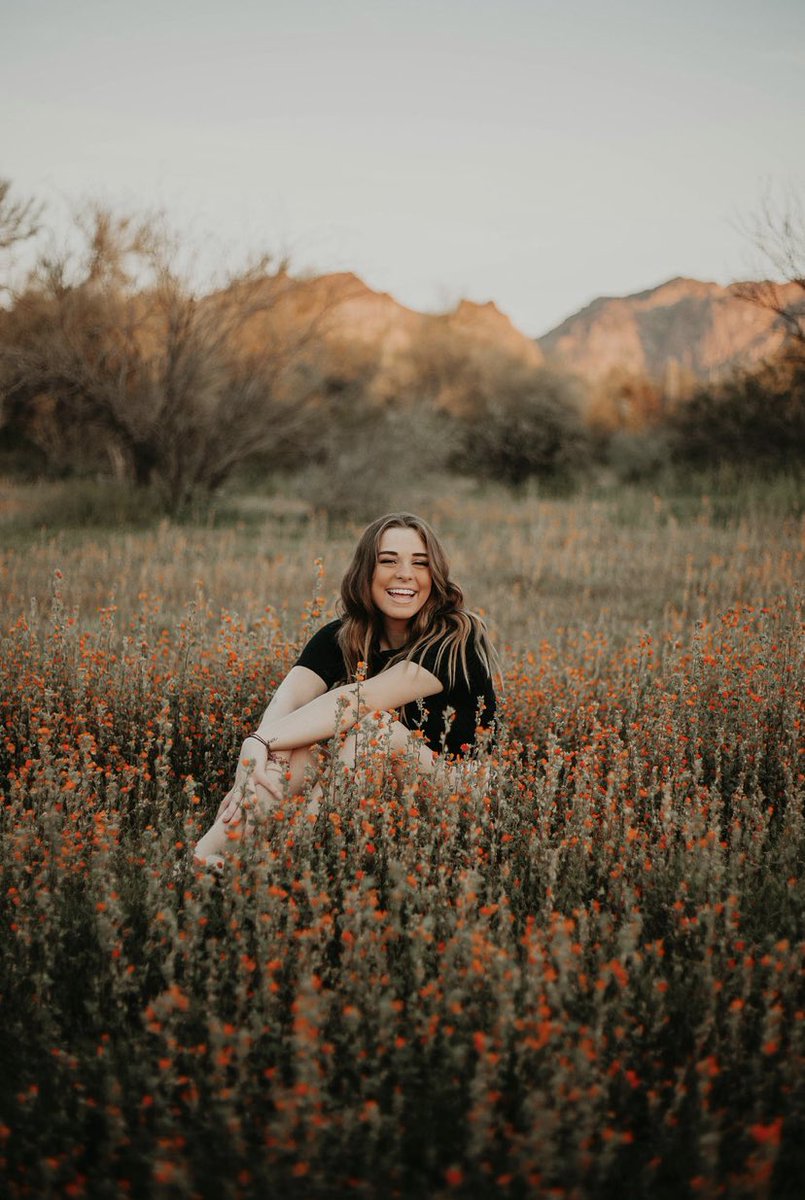 camilllegrace's tweet photo. sooo i guess i’m graduating? #50days https://t.co/F4EssJJ6no