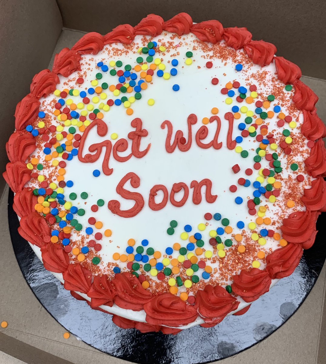juliepuckrin's tweet photo. A cake to celebrate the announcement of #NursesTheShow! #AdamPettle assembled one heck of a #NursesWriters team!  @i_write_plays @Vanessa_Piazza_ @ElioKirway @reneestcyr @LauraGoodCA #LeePiazza Not pictured: our beloved @senecaaaron https://t.co/WQdbWFIiRH