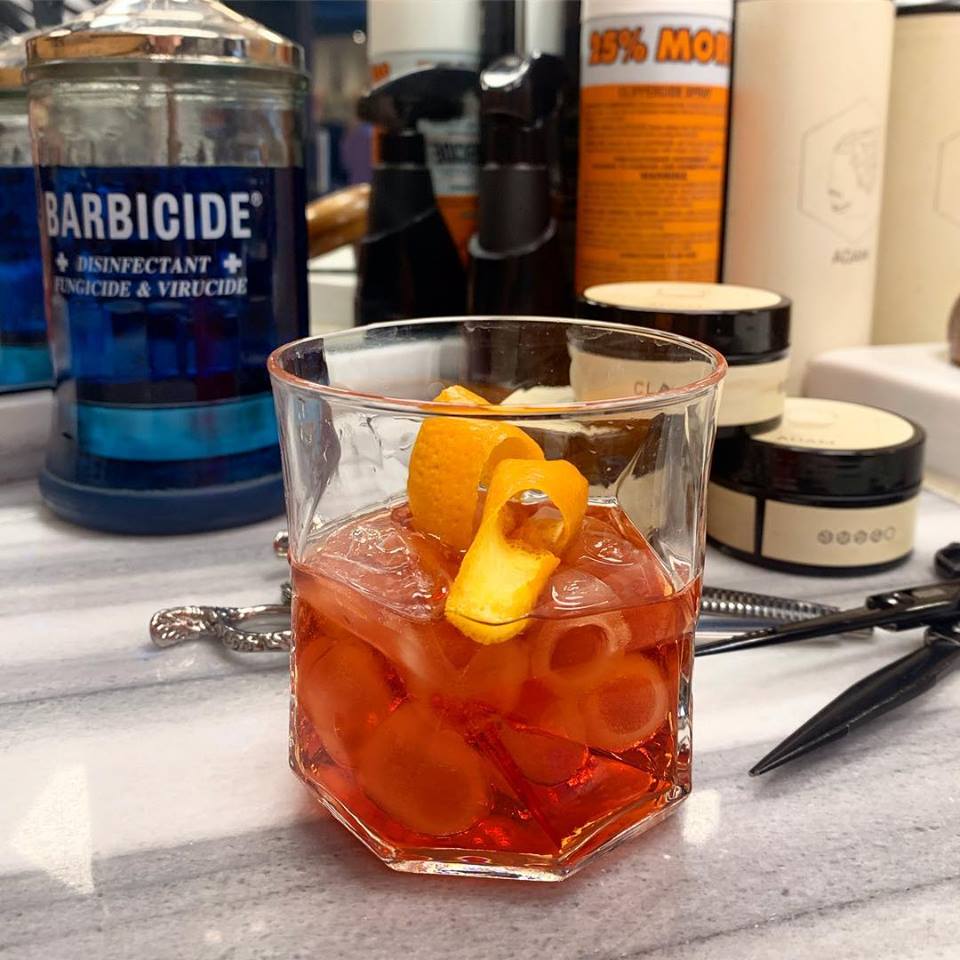 AdamGrooming_'s tweet photo. Whatever you fancy, a popular #Negroni, a fashionable Espresso #Martini or a timeless classic Old Fashion, here’s at Adam #Grooming Atelier you will be served with complimentary #cocktails. Every Thursday &amp; Friday from 3pm at #Mayfair, City and #Fitzrovia branches. Cheers🥂 https://t.co/Xo8yzjXMx6