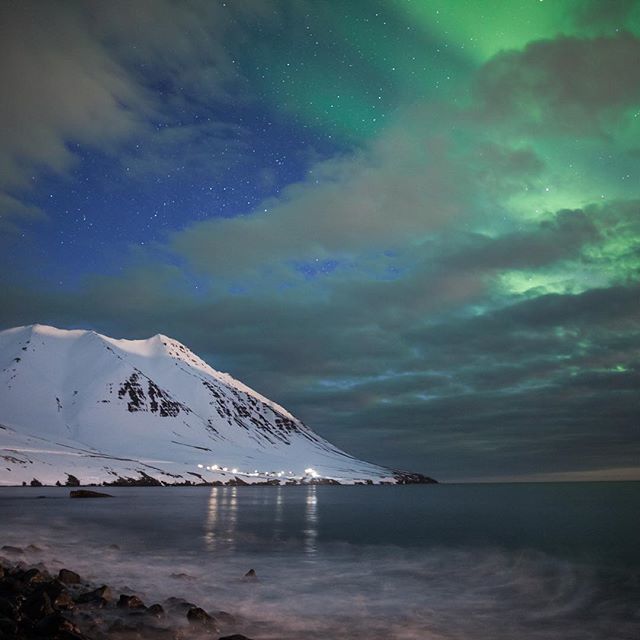 NorthIceland's tweet photo. Spectacular arctic sky. https://t.co/WPUyHB8qSA https://t.co/vaxjxzxDq9