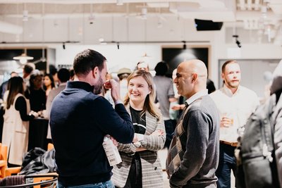 GreaterRNBA's tweet photo. Come and enjoy delicious empanadas by @IrazuChicago and drinks by @Crafty_delivers while you #network and get exclusive tours of one of @WeWork's newest #RiverNorth locations. #RNBA #BusinessAfterHours Register: https://t.co/gfKvXvdtSY https://t.co/qV18kHJn6P