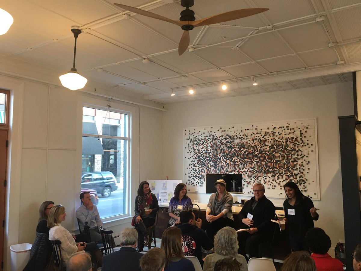 techcrib's tweet photo. .@CommunityBarn gathering in #middlebury was boatload of fun. Thanks @acedc1 @VtSBDC @Stonecutter_VT and @VTInnoCommons https://t.co/D31dccRpMS