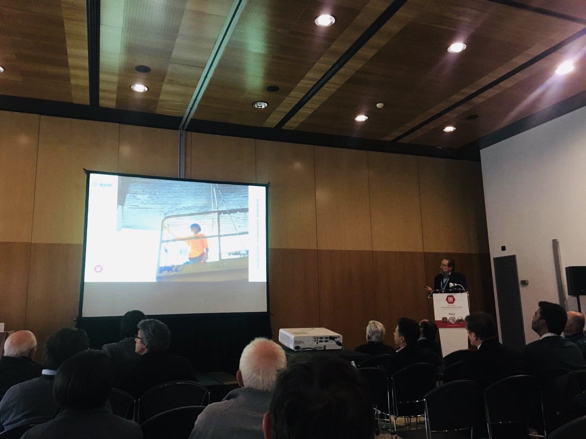 MapeiSpain's tweet photo. 🔵 Esta tarde asistimos a la magnífica ponencia de Gabriel Ortín en el #CongresoACE sobre #Rehabilitación del Paraguas de #PoladeSiero, proyecto de refuerzo. Materiales y técnicas. #IIICongresoACE #Mapei @Con_Estructures +Info y programa del congreso 👉https://t.co/yX5uXeMoq7 https://t.co/NkYlJvIlwm