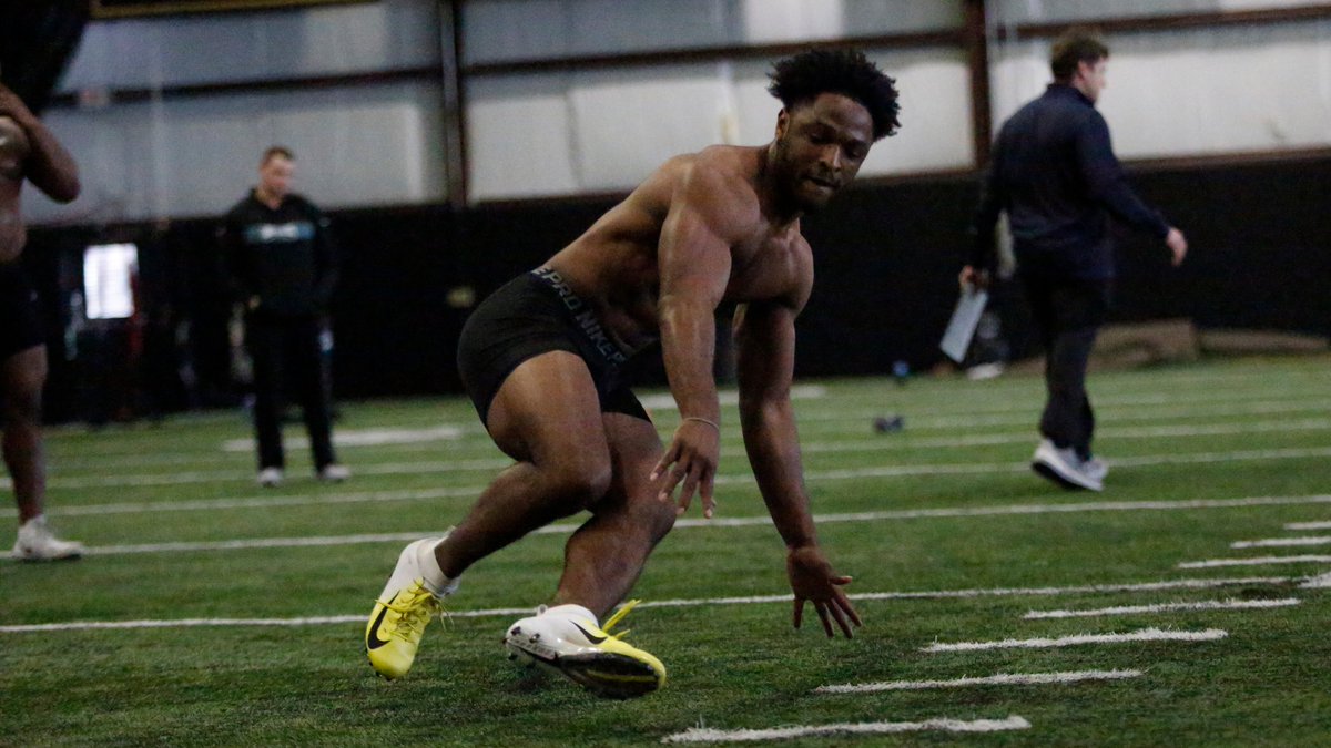 appstatesports's tweet photo. A quick look at some of the action from #AppStateProDay in Boone: https://t.co/ArUhaHpmOC