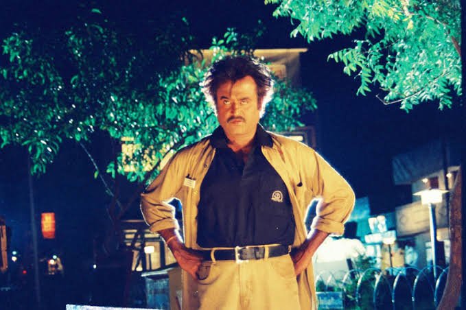 Style, Comedy, Innocent, Mass everything were mixed in that movie perfectly   @rajinikanth Thalaivaa That interval block frame where he says. ' Naan Or Dhadava Sonna ' is my favorite ever frame of Thalaivar What a power in his eyes to carry the scene & the dialogue cont..