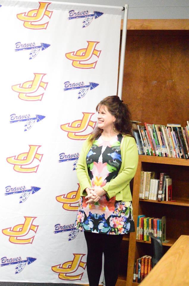 JonesCollege_'s tweet photo. This morning, Joel  Dunlap, Choral Director and Jennifer Bruton, Music Department Chair welcomed nine new students to our Jones Choir during a signing day at South Jones High School. We are excited to welcome them to the Bobcat Family! #InspiringGreatness #JonesBobcats #JCChoir https://t.co/Dt9dY9wjMy