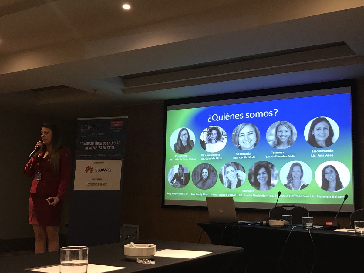 CIRECnews's tweet photo. Presentación de AMES (Asociación de Mujeres en Energías Sustentables). Es importante impulsar la participación de las mujeres en el sector energético #GreenAssets #CIRECWEEK #AMES #energiasrenovables #congreso #renovables #Mujeres https://t.co/0kzyIUdALp