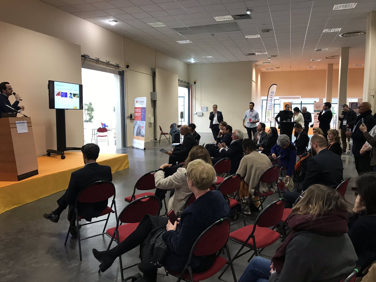 Avant que le salon <a href="/ProDigitHealth/">Pro Digital Health</a> ne ferme ses portes, les Startups exposantes pitchent au cours de la soirée connectée.
Un bon exemple pour les équipes du Hackathon qui seront à leur tour sur scène demain à 11h00 !